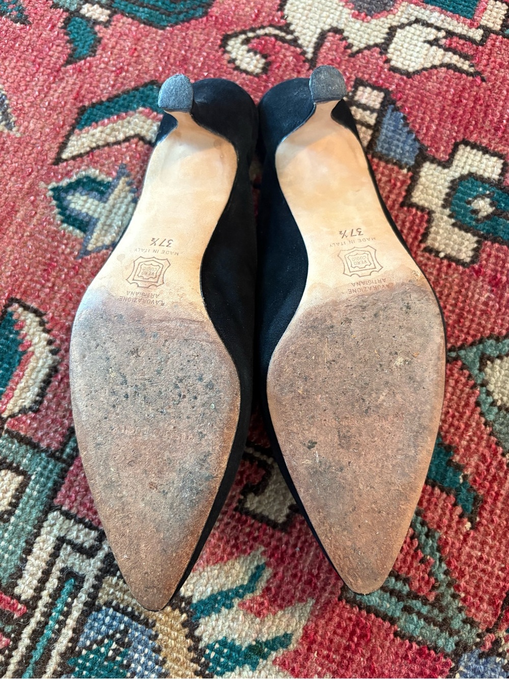 Vintage Manolo Blahnik Black Suede Pointed Toe Kitten Heel Mules - Picture 3 of 6